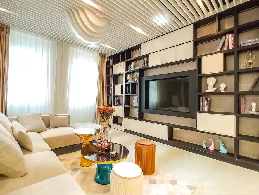 Commercial Commercial