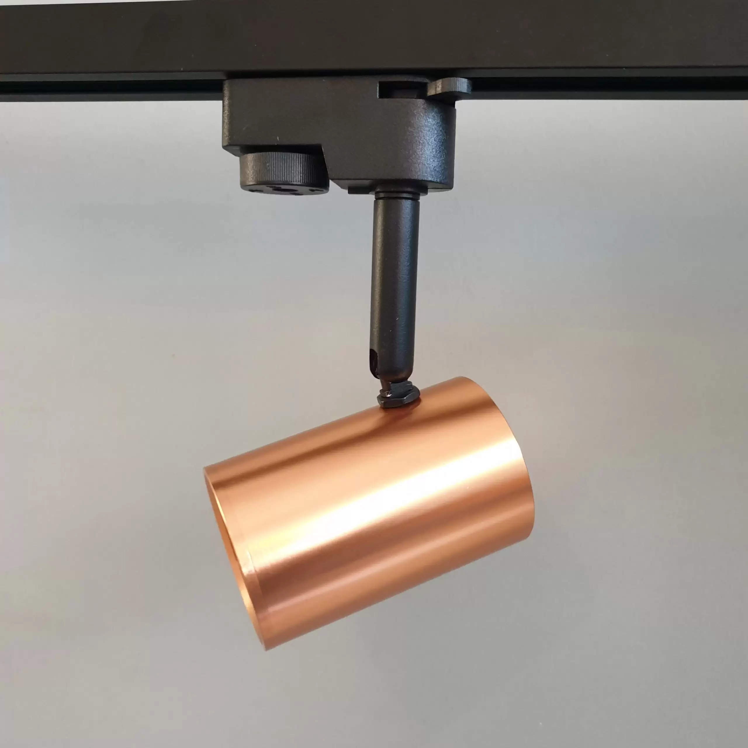TL1 668 Rose Gold Side scaled TL1 668 Rose Gold Side scaled