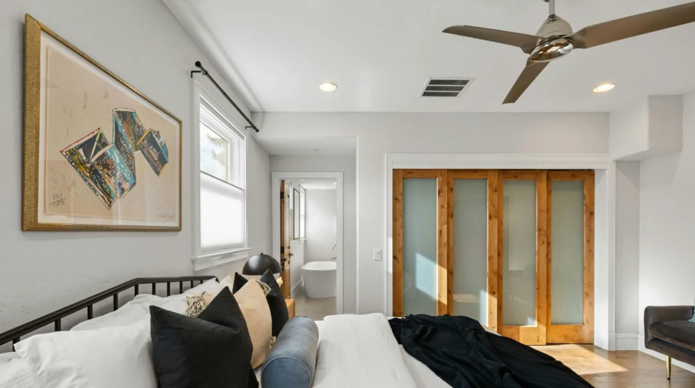 alaska-ceiling-fan-review-singapore.jpg Alaska Fern ceiling fan with dimmable LED installed in a Singapore HDB bedroom